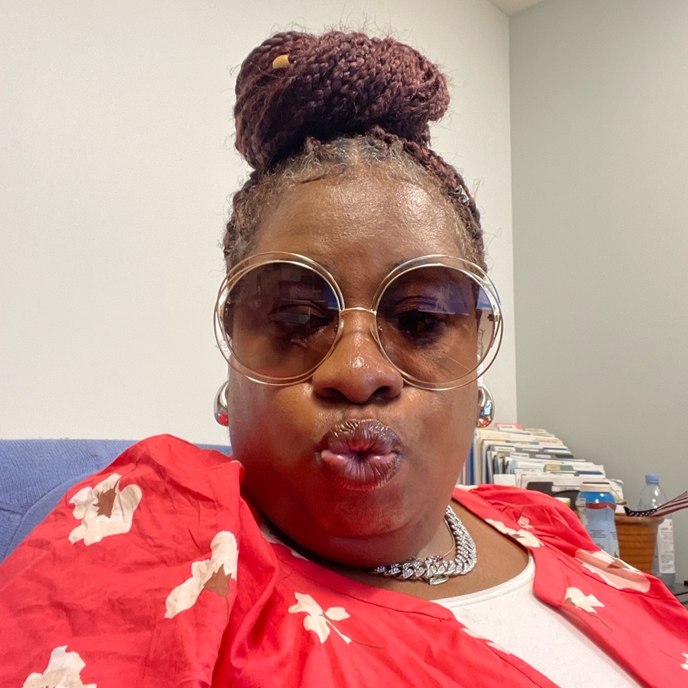 Meet your Posher, Melissa or Melisia